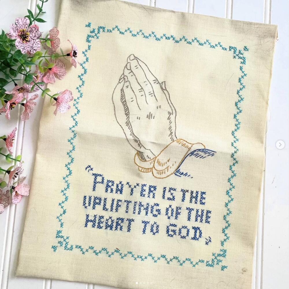 Vintage Religious Needlepoint Prayer Heart God Praying Hands Cross Stitch